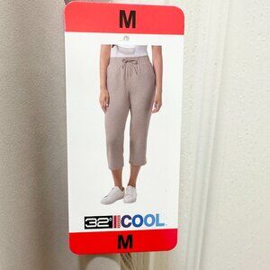 New 32 Degrees Cool Active Capri Cropped Pant Women's Size M Tan Coastal Casual